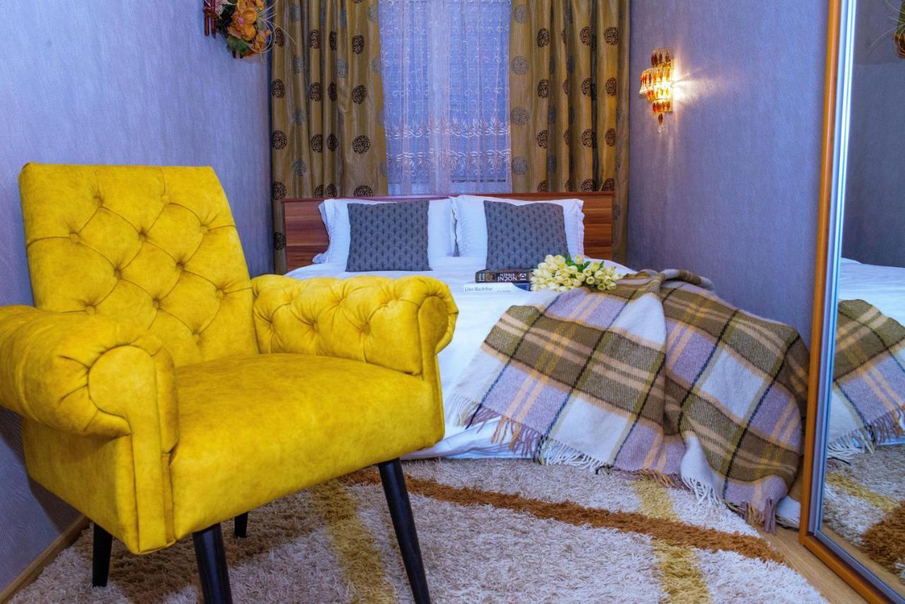Topilche Apartment テルノーピリ エクステリア 写真