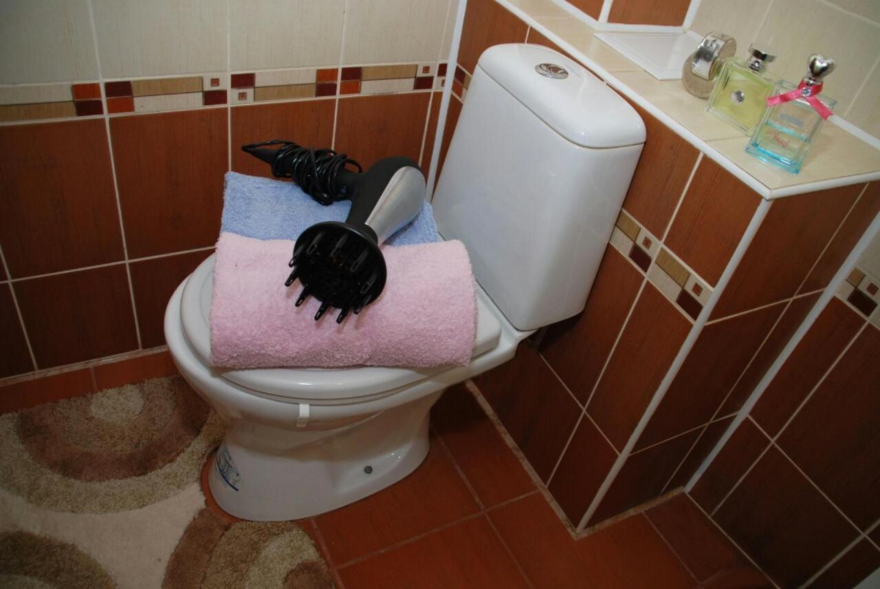 Topilche Apartment テルノーピリ エクステリア 写真